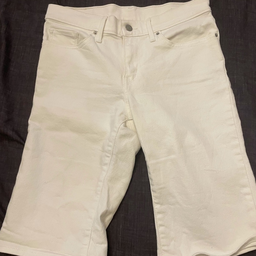 Levi’s bermuda 🥰